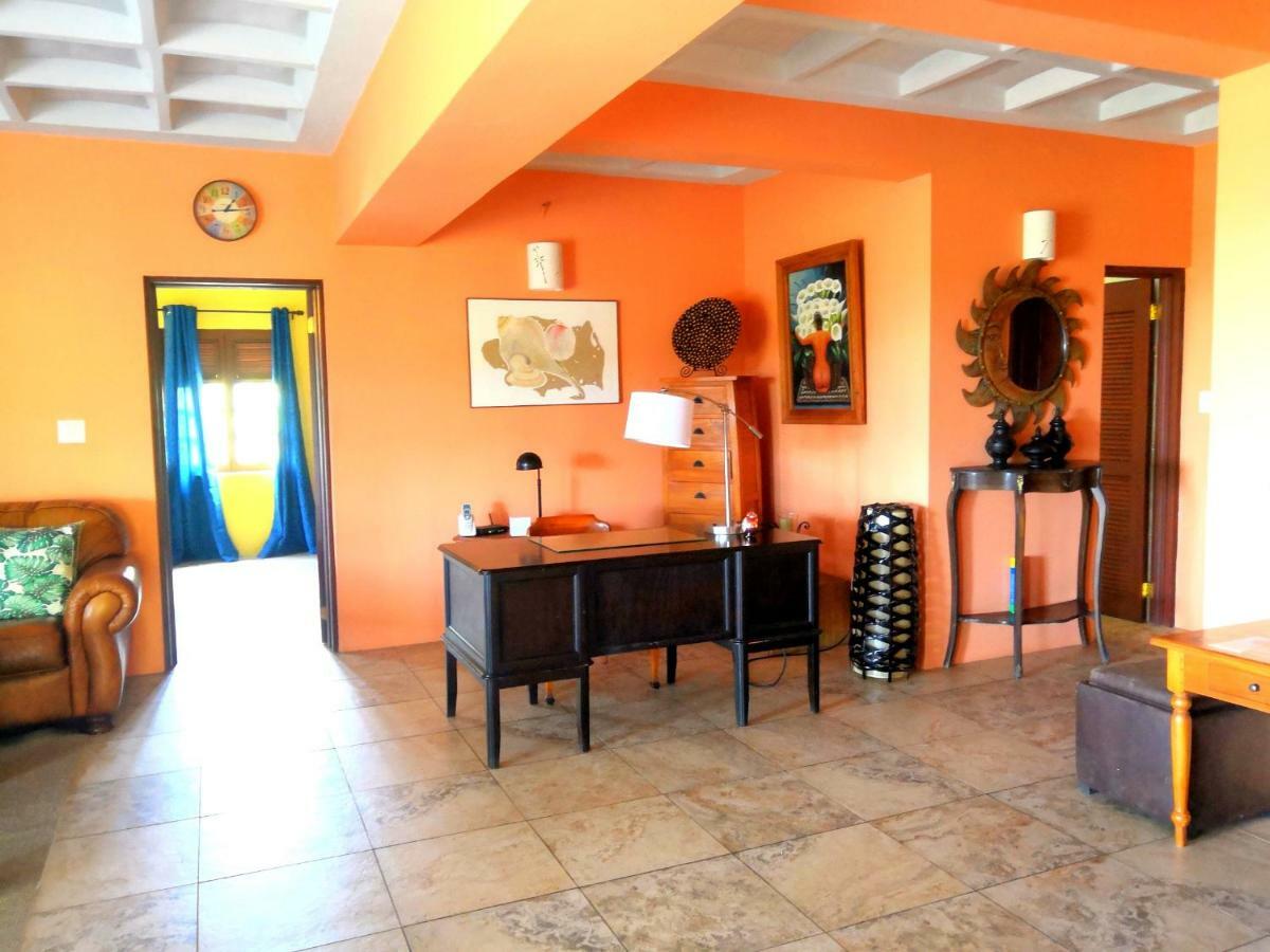 Villa Touloulou English Harbour Exteriör bild